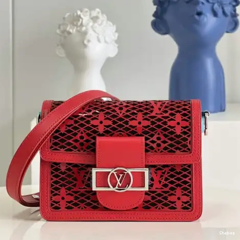 Bag 2205YA0010 LV 0717